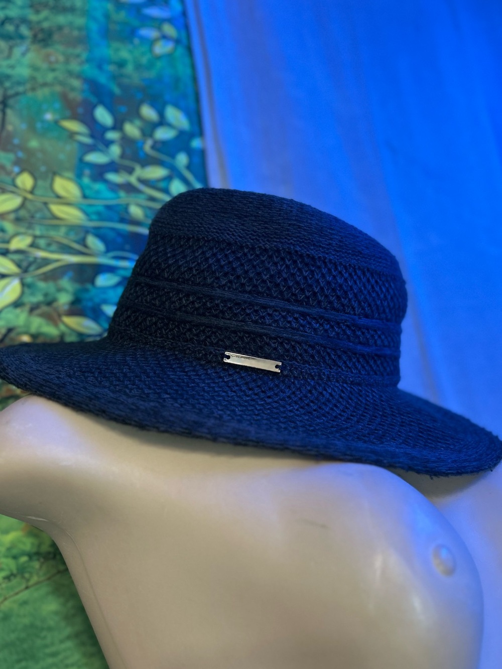 Vince Camuto Black Woven Sun Hat with Gold Logo Accent & adjustable band - Picture 3 of 7